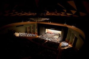 Caixa y Cajasol colaboran en el concierto participativo de Sevilla