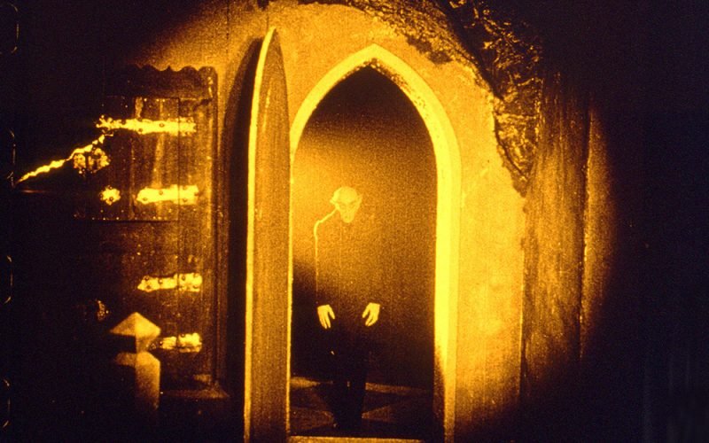 Reapertura de todos los centros la Caixa