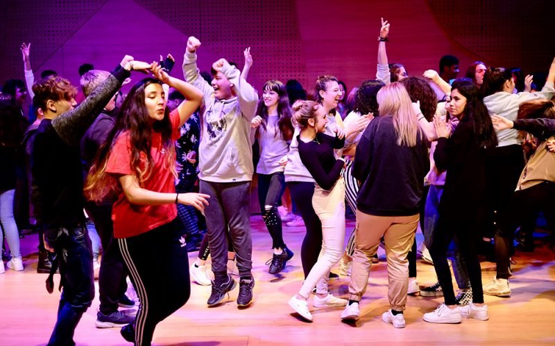 Teatro y humor para adolescentes en los Encuentros CaixaEscena