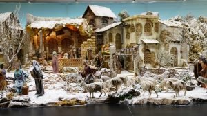 Organizado por la Asociación Cultural Belenistas de Córdoba. Más de 30 metros cuadrados de Nacimiento nevado