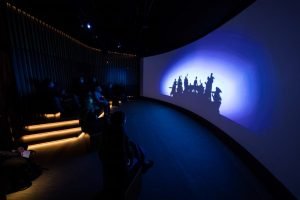 Symphony está formado por dos unidades desplegables que se convierten en dos salas de cien metros cuadrados cada una.