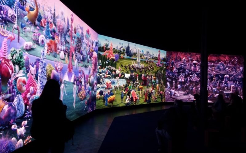 Matadero y Colección Solo reinterpretan El jardín de las delicias